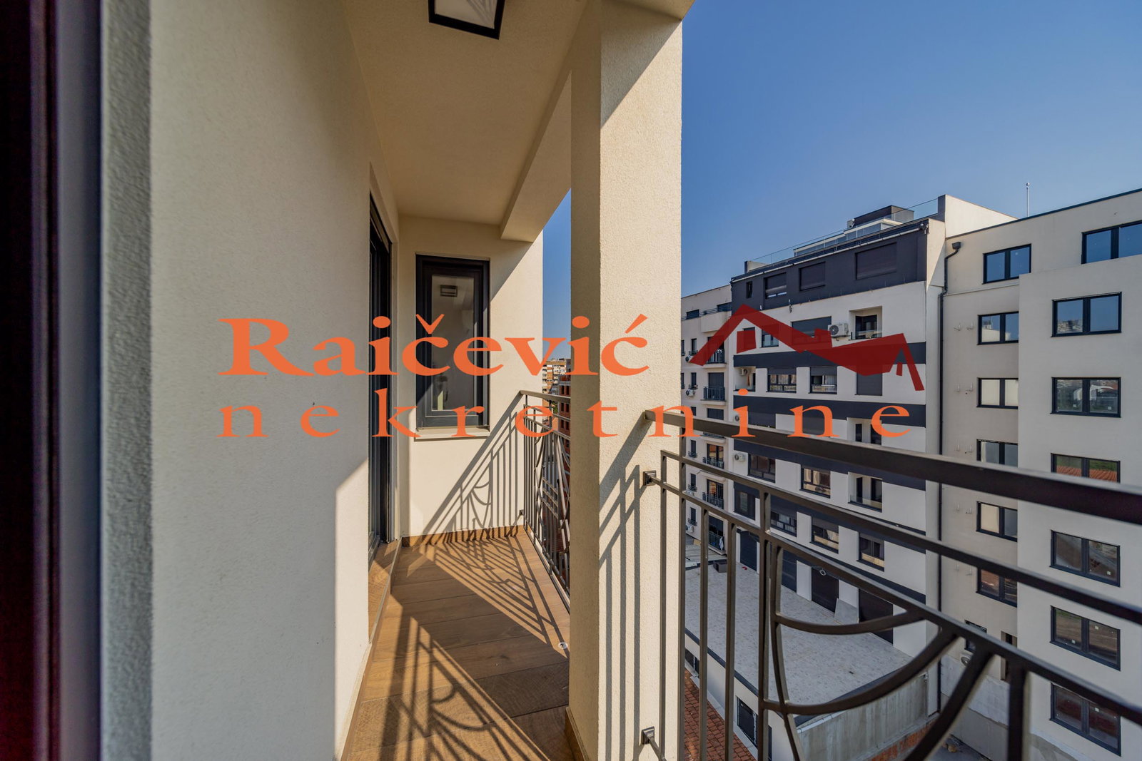Stan Prodaja Beograd Dušanovac 162 m2