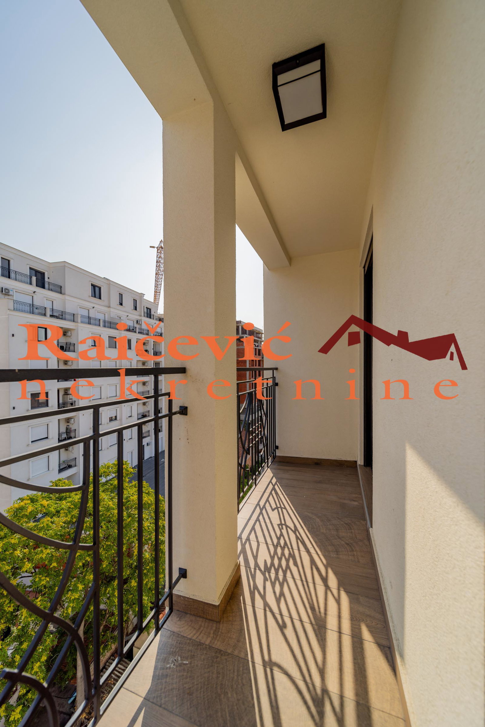 Stan Prodaja Beograd Dušanovac 162 m2