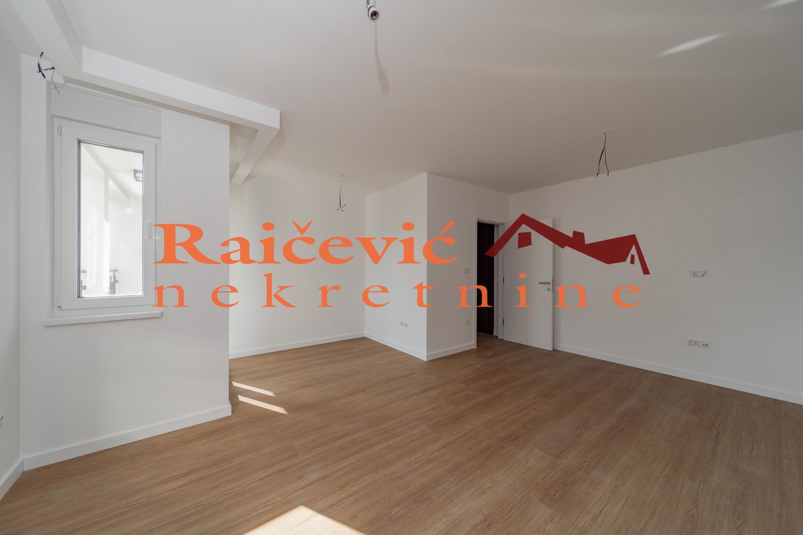 Stan Prodaja Beograd Dušanovac 162 m2