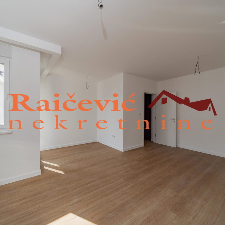 Stan Prodaja Beograd Dušanovac 162 m2