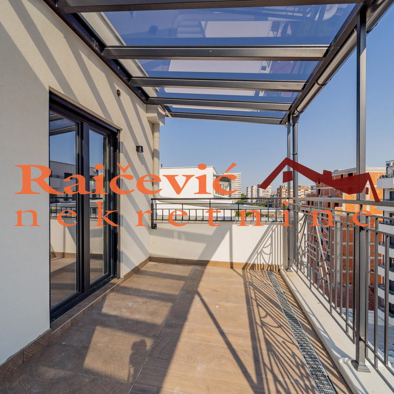 Petosoban stan na prodaju, Dušanovac, Beograd, 162m², 487.800 €