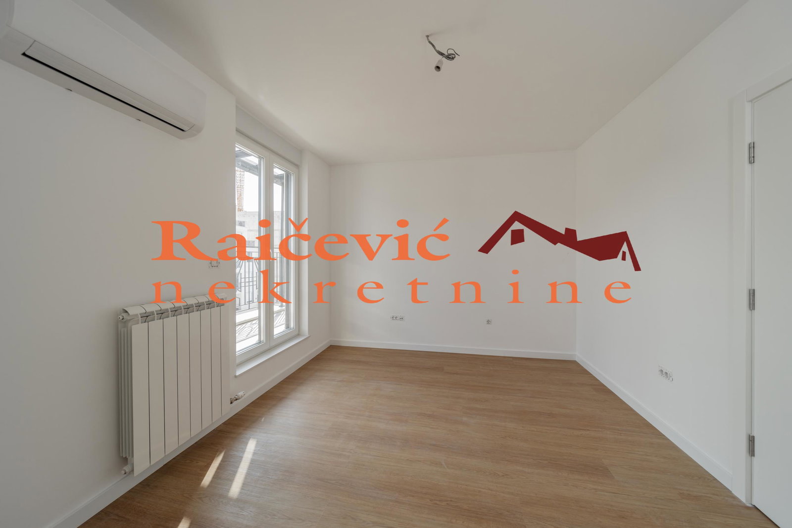 Petosoban stan na prodaju, Dušanovac, Beograd, 162m², 487.800 €