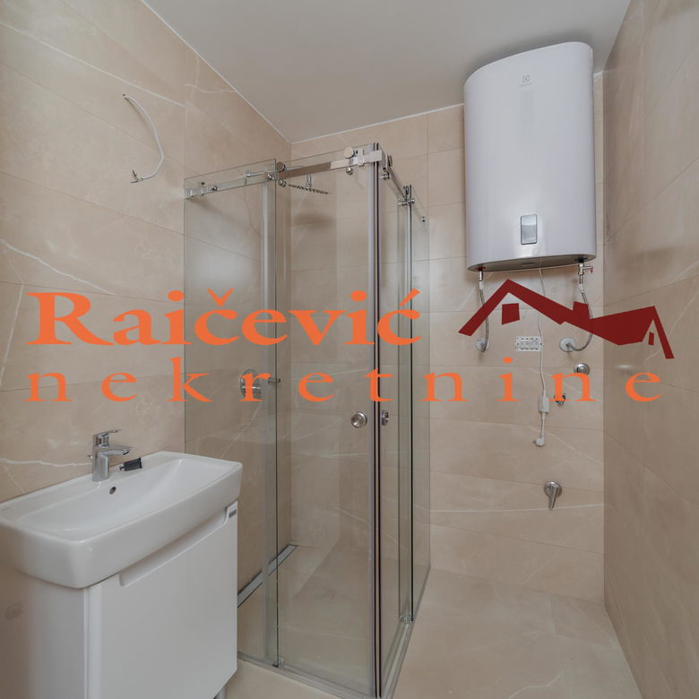 Petosoban stan na prodaju, Dušanovac, Beograd, 162m², 487.800 €