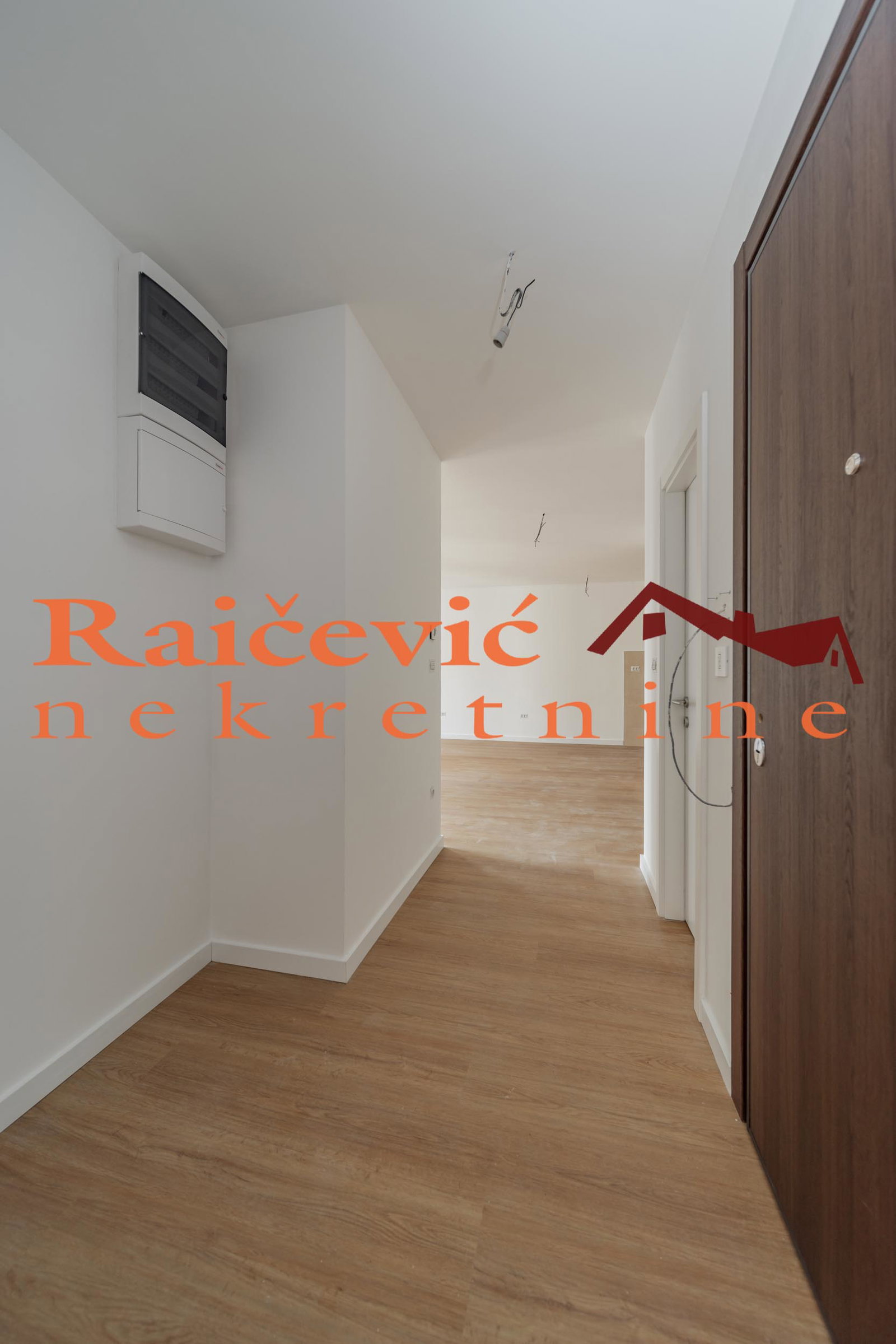 Petosoban stan na prodaju, Dušanovac, Beograd, 162m², 487.800 €