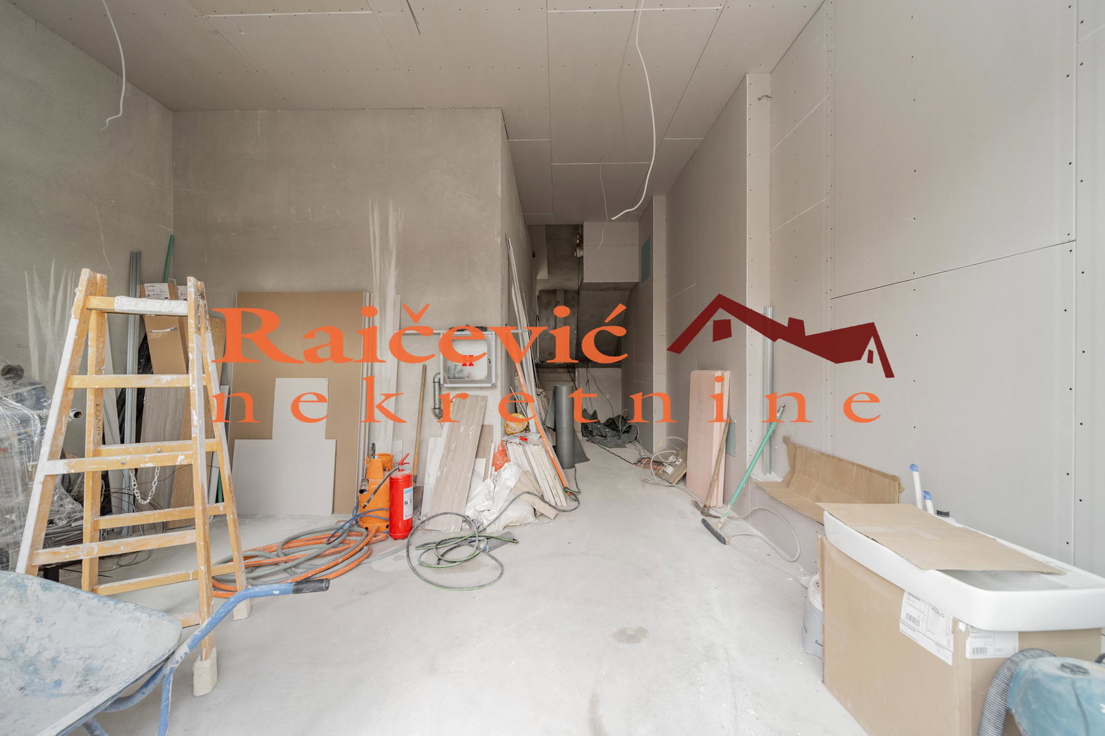 138260 Lokal na prodaju, Dušanovac, Beograd, 256m², 819.200 €