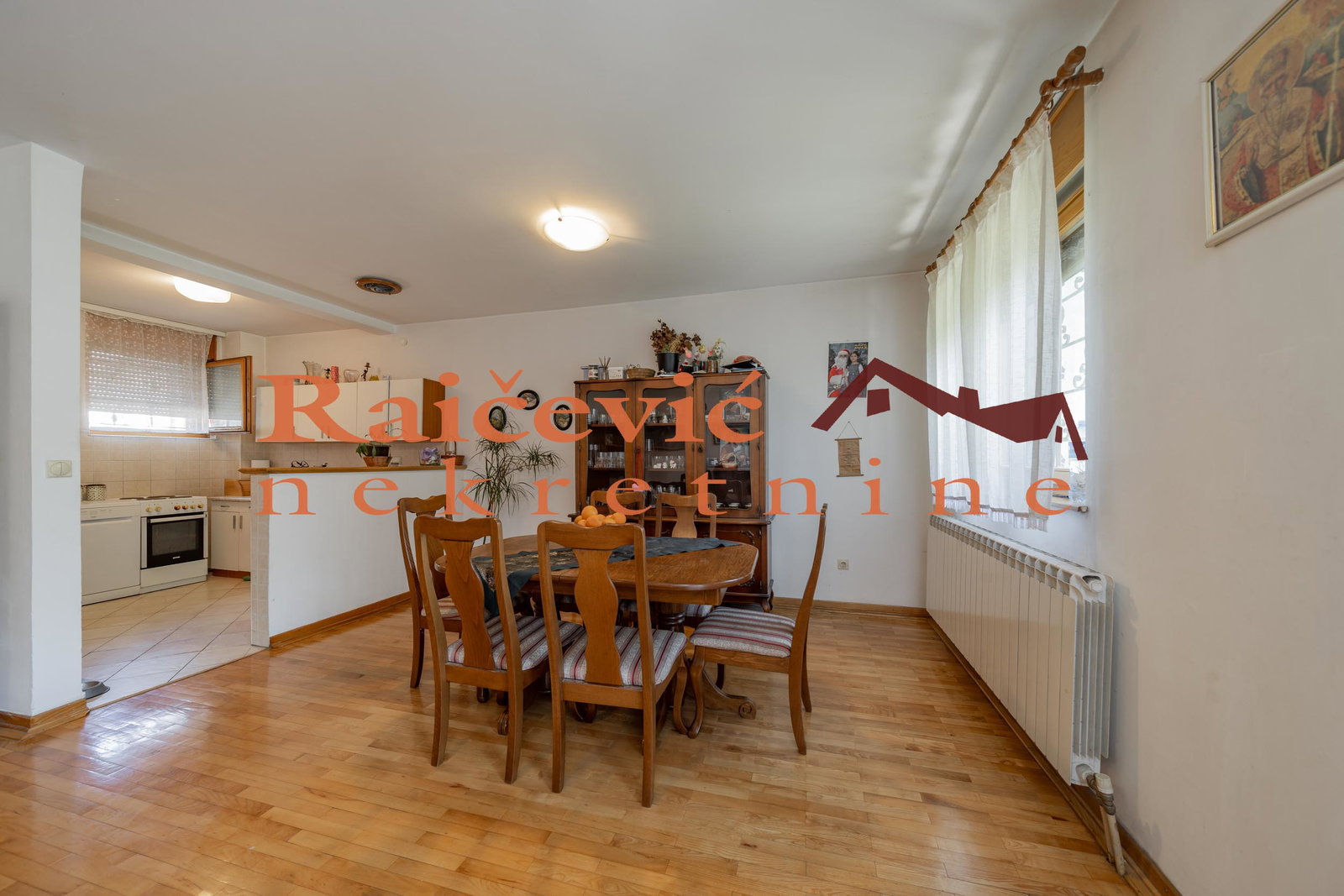 Stan Prodaja Beograd Dedinje 142 m2