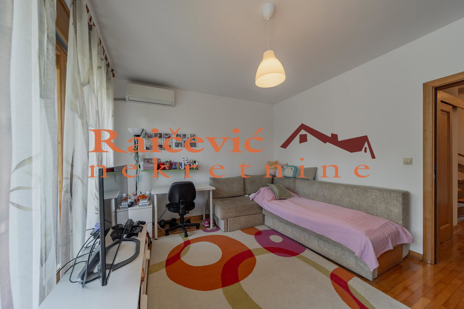 Stan Prodaja Beograd Dedinje 142 m2