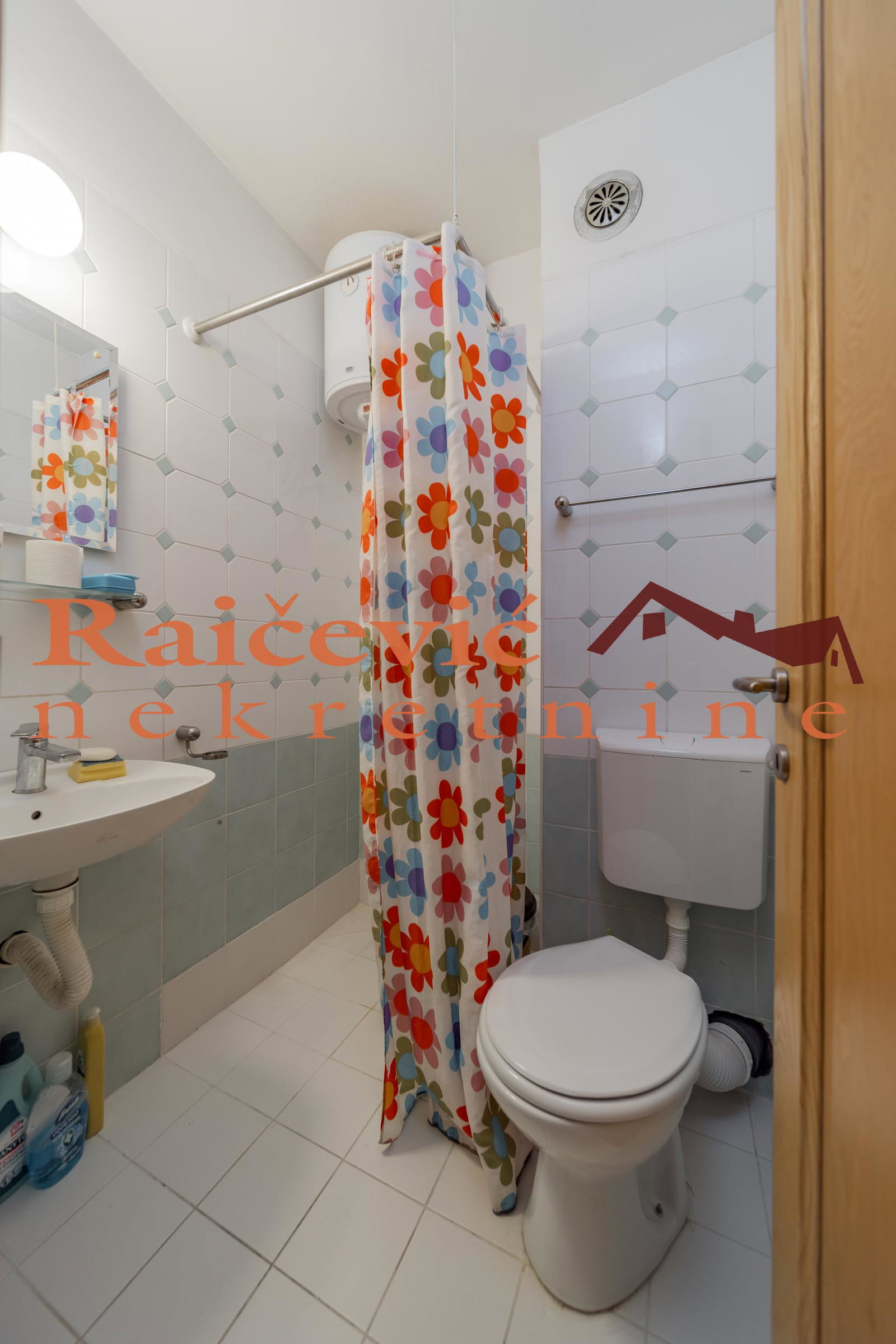 Petosoban stan na prodaju, Dedinje, Beograd, 142m², 470.000 €