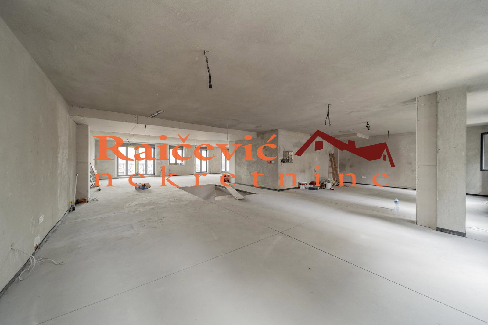 Lokal Prodaja Beograd Dušanovac 245 m2