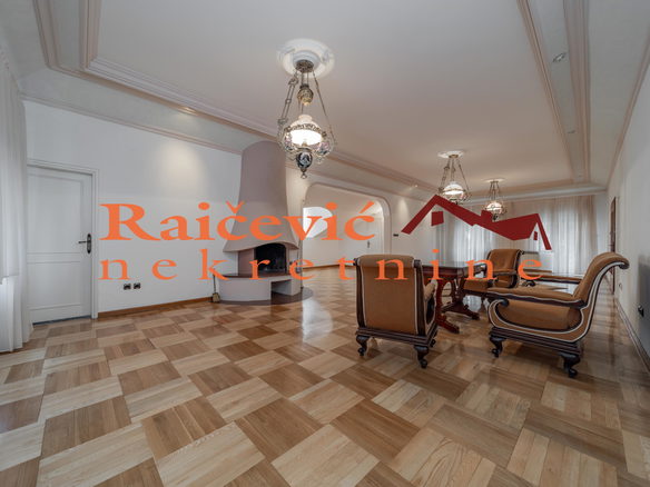 Kuća Izdavanje Beograd Trošarina 544 m2