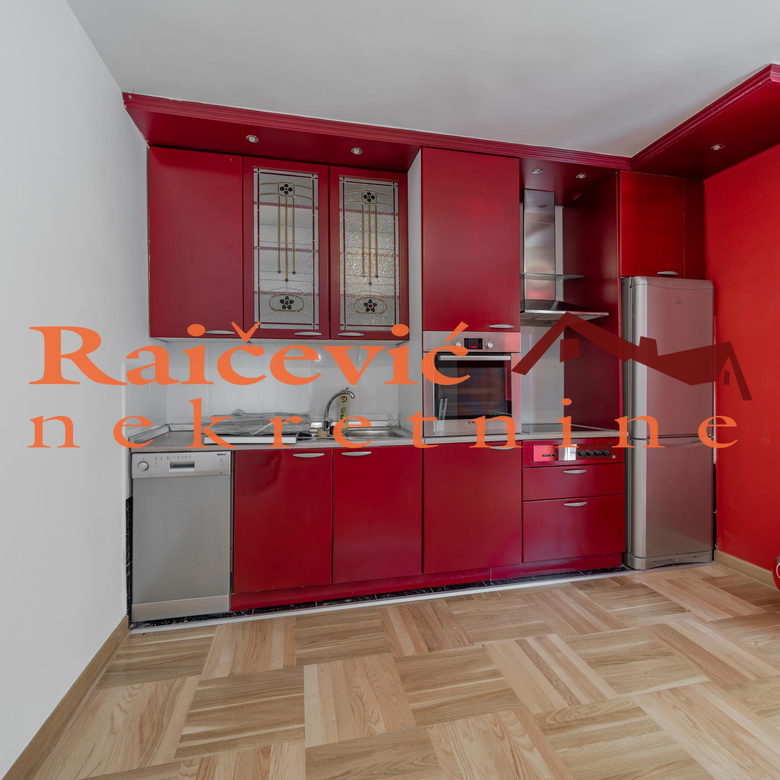 Kuća za izdavanje, Trošarina, Beograd, 544m², 3.000 €/mes