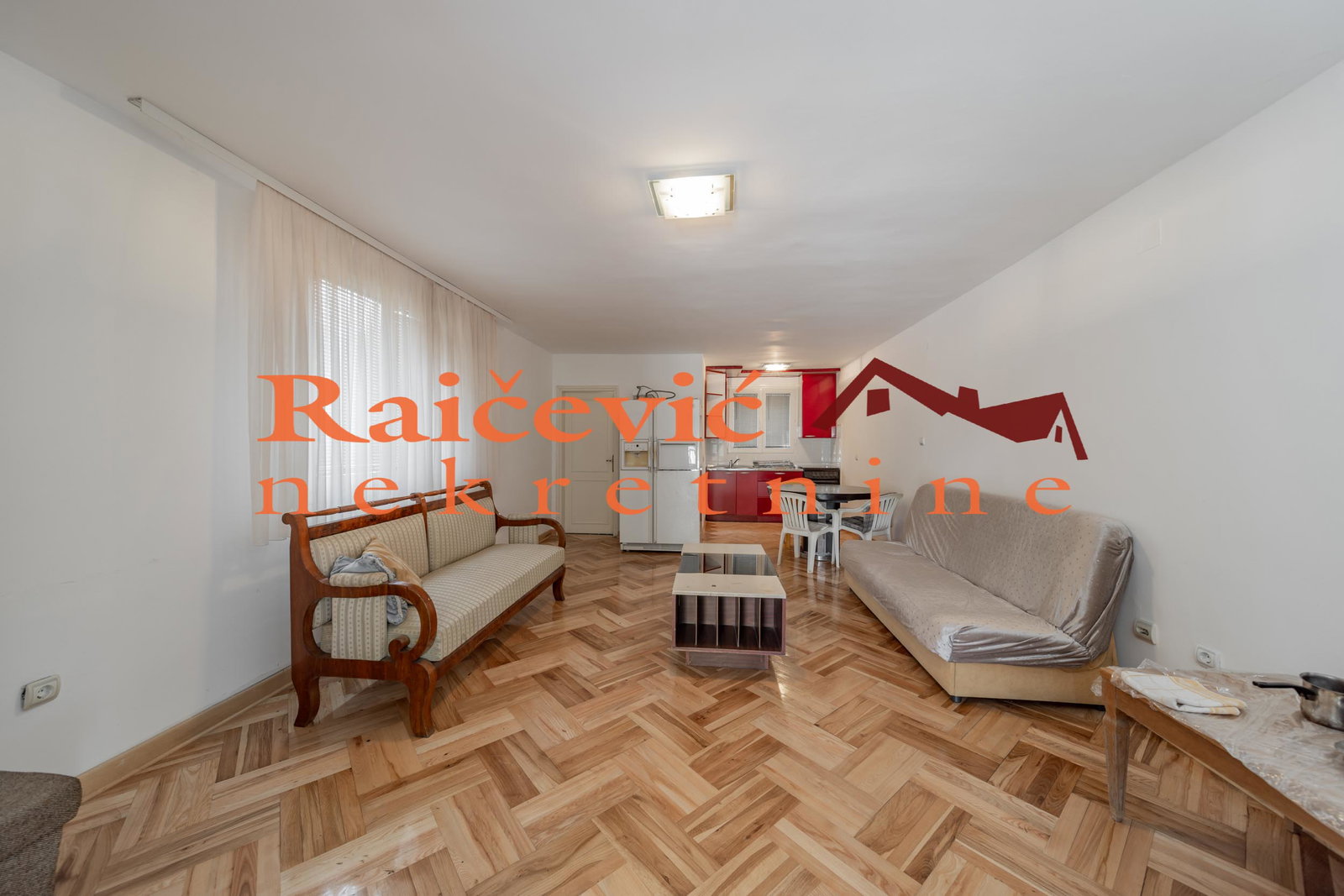 139650 Kuća za izdavanje, Trošarina, Beograd, 544m², 3.000 €/mes