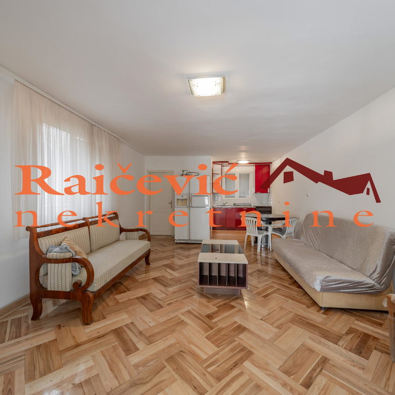 Kuća za izdavanje, Trošarina, Beograd, 544m², 3.000 €/mes