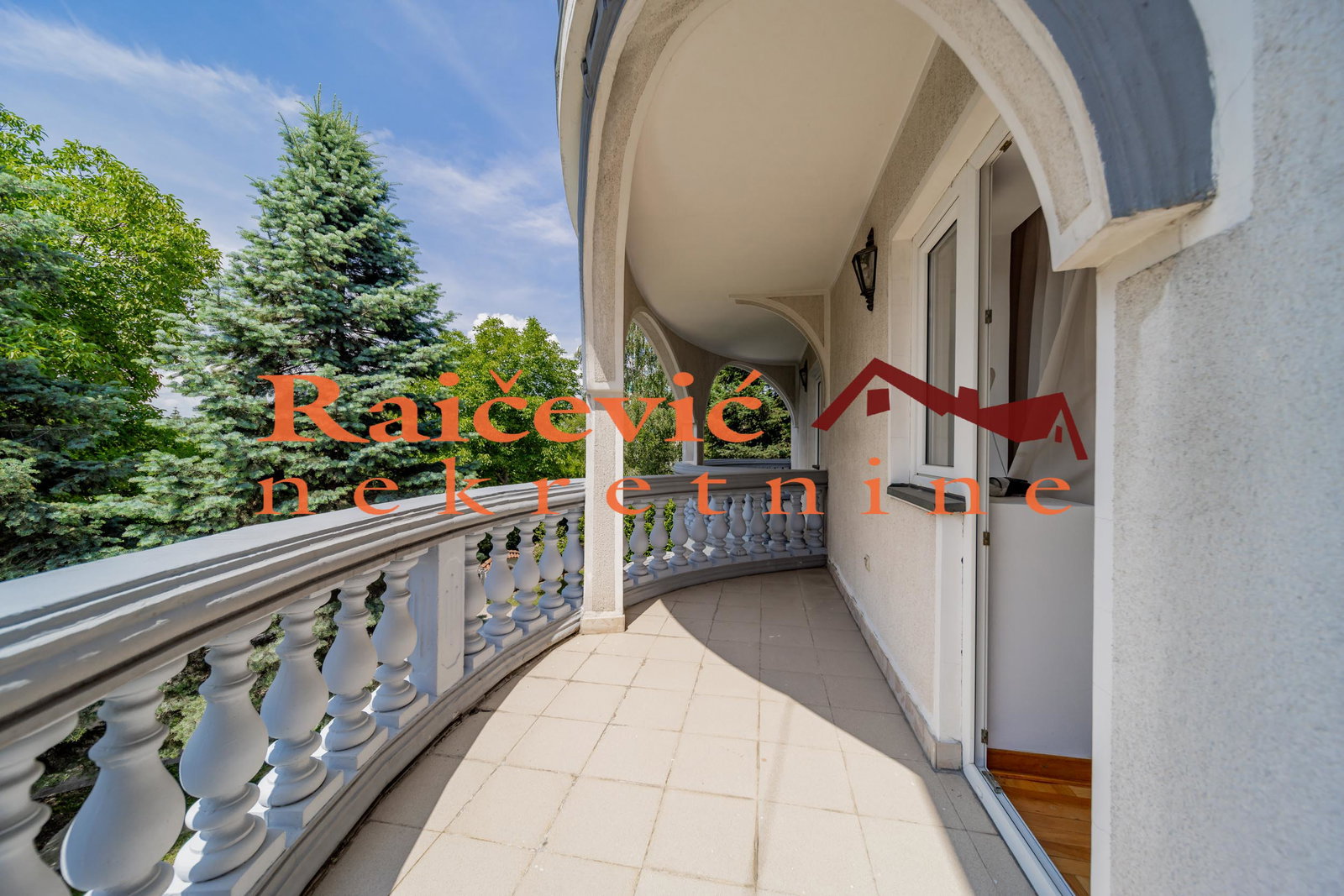 139653 Kuća za izdavanje, Trošarina, Beograd, 544m², 3.000 €/mes