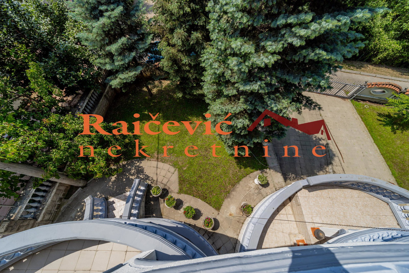 139656 Kuća za izdavanje, Trošarina, Beograd, 544m², 3.000 €/mes