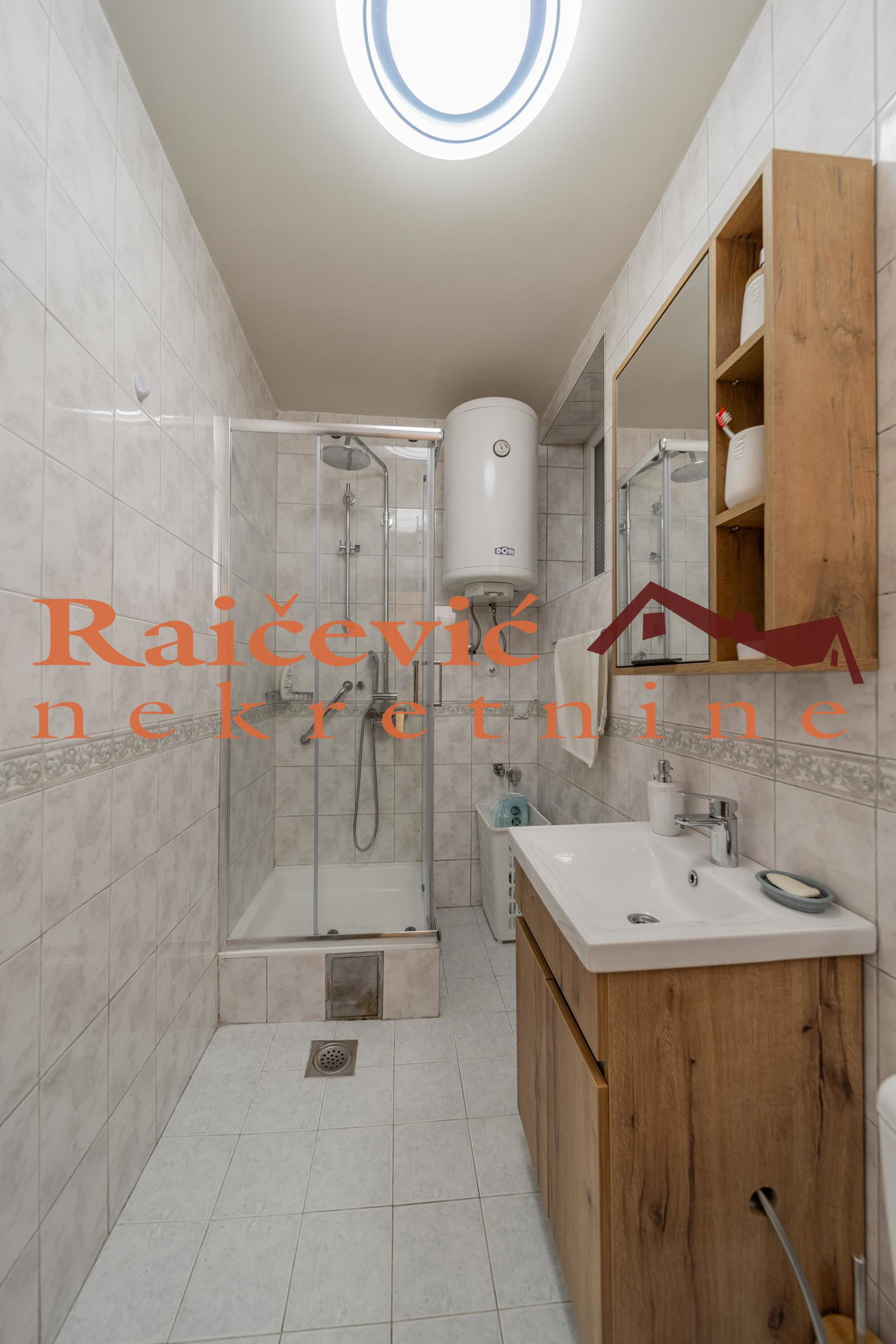 139749 Četvorosoban stan na prodaju, Gradska Bolnica, Beograd, 104m², 348.000 €