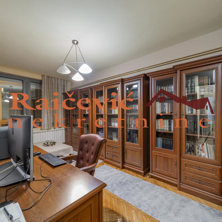 Četvorosoban stan na prodaju, Gradska Bolnica, Beograd, 104m², 348.000 €