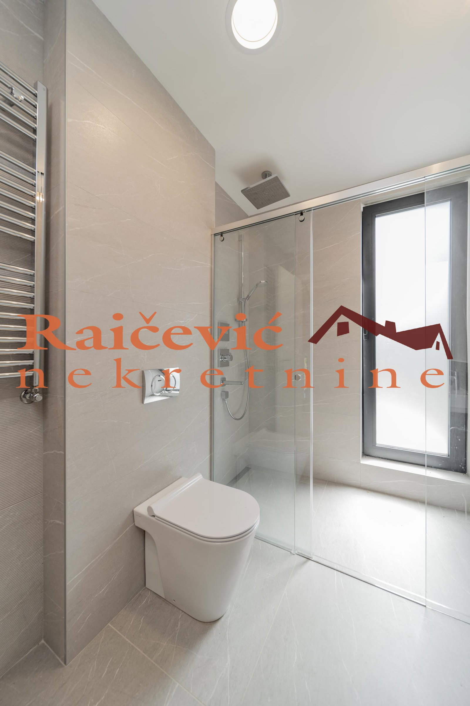 139807 Kuća na prodaju, Trebež, Beograd, 393m², 450.000 €