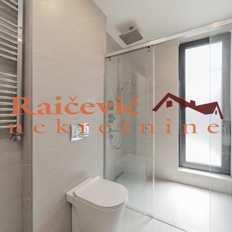 Kuća na prodaju, Trebež, Beograd, 393m², 450.000 €