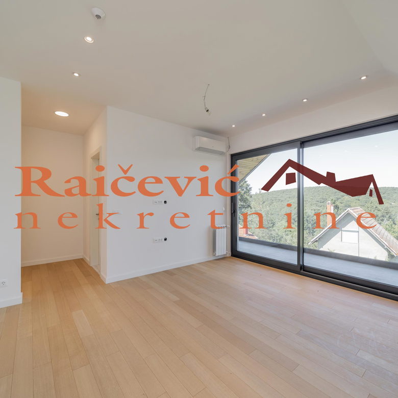 Kuća na prodaju, Trebež, Beograd, 393m², 450.000 €