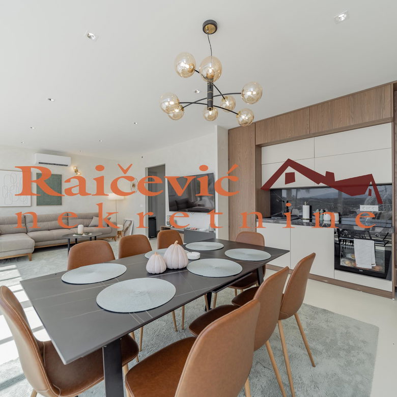 Kuća Prodaja Beograd  360 m2