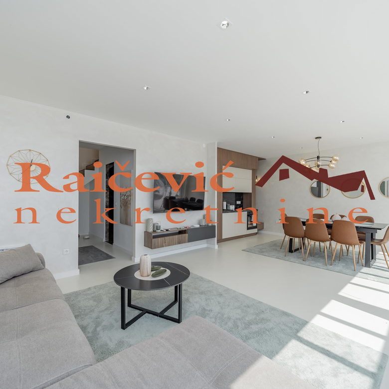 Kuća Prodaja Beograd  360 m2