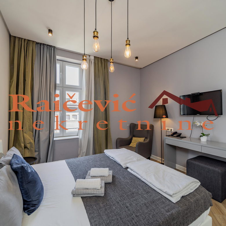 Trosoban stan na prodaju, Centar, Beograd, 73m², 389.000 €