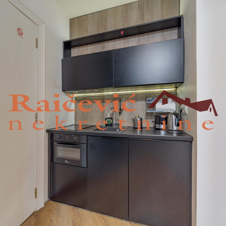 Trosoban stan na prodaju, Centar, Beograd, 73m², 389.000 €