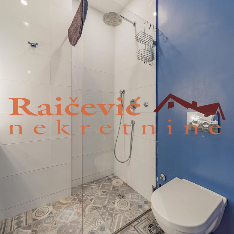 Trosoban stan na prodaju, Centar, Beograd, 73m², 389.000 €