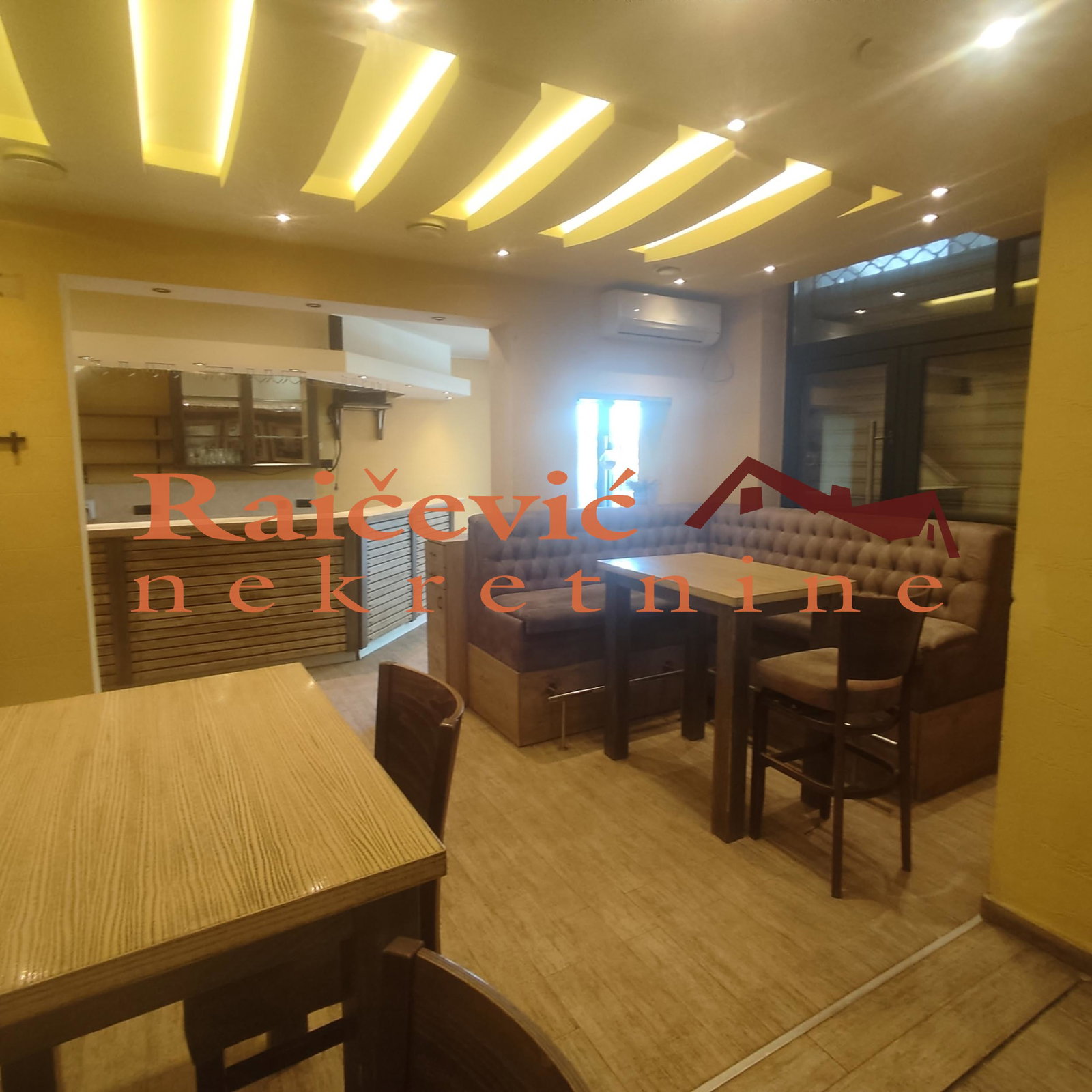 Lokal Prodaja   142 m2