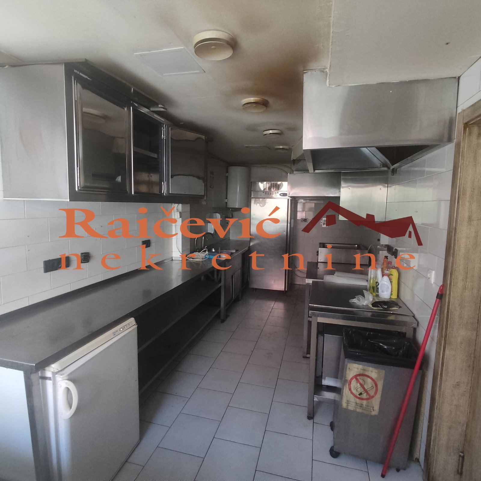 Lokal na prodaju, Detelinara, 142m², 349.000 €