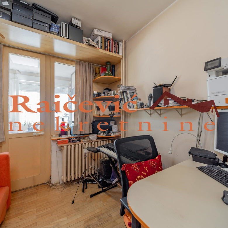 Trosoban stan na prodaju, Blok 23, Beograd, 70m², 242.000 €