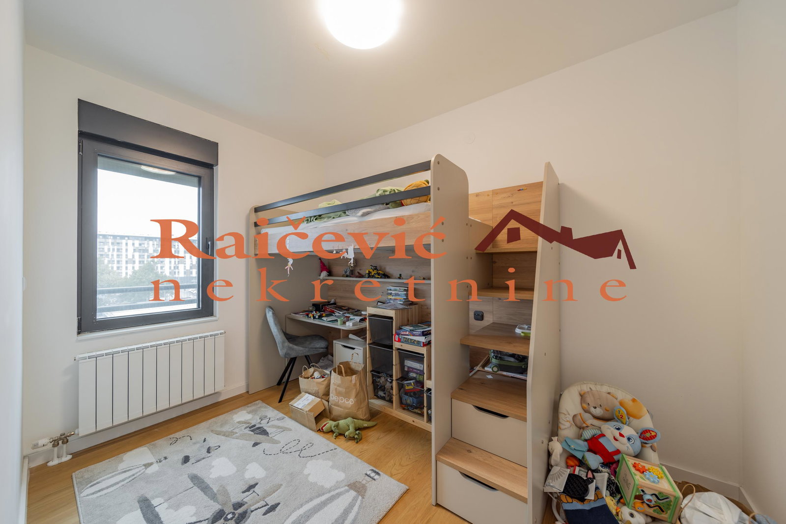142468 Četvorosoban stan na prodaju, Trošarina, Beograd, 88m², 320.000 €