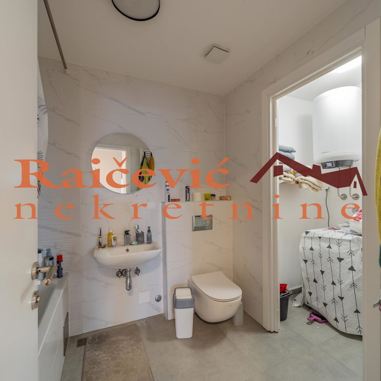 Četvorosoban stan na prodaju, Trošarina, Beograd, 88m², 320.000 €