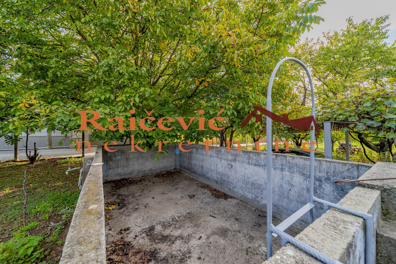Plac Prodaja Beograd Radiofar 2252 m2