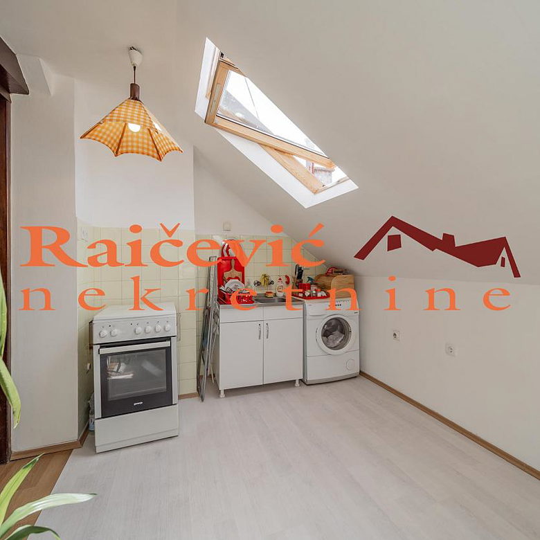 Stan Prodaja Beograd Centar (Čukarica) 96 m2
