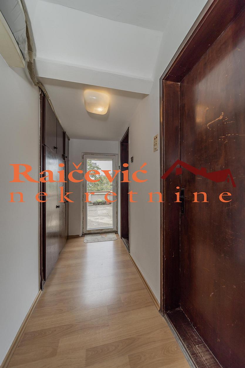143348 Četvorosoban stan na prodaju, Centar, Beograd, 96m², 232.000 €