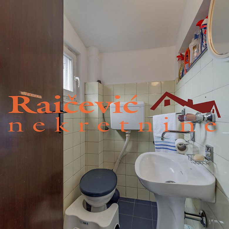 Četvorosoban stan na prodaju, Centar, Beograd, 96m², 232.000 €
