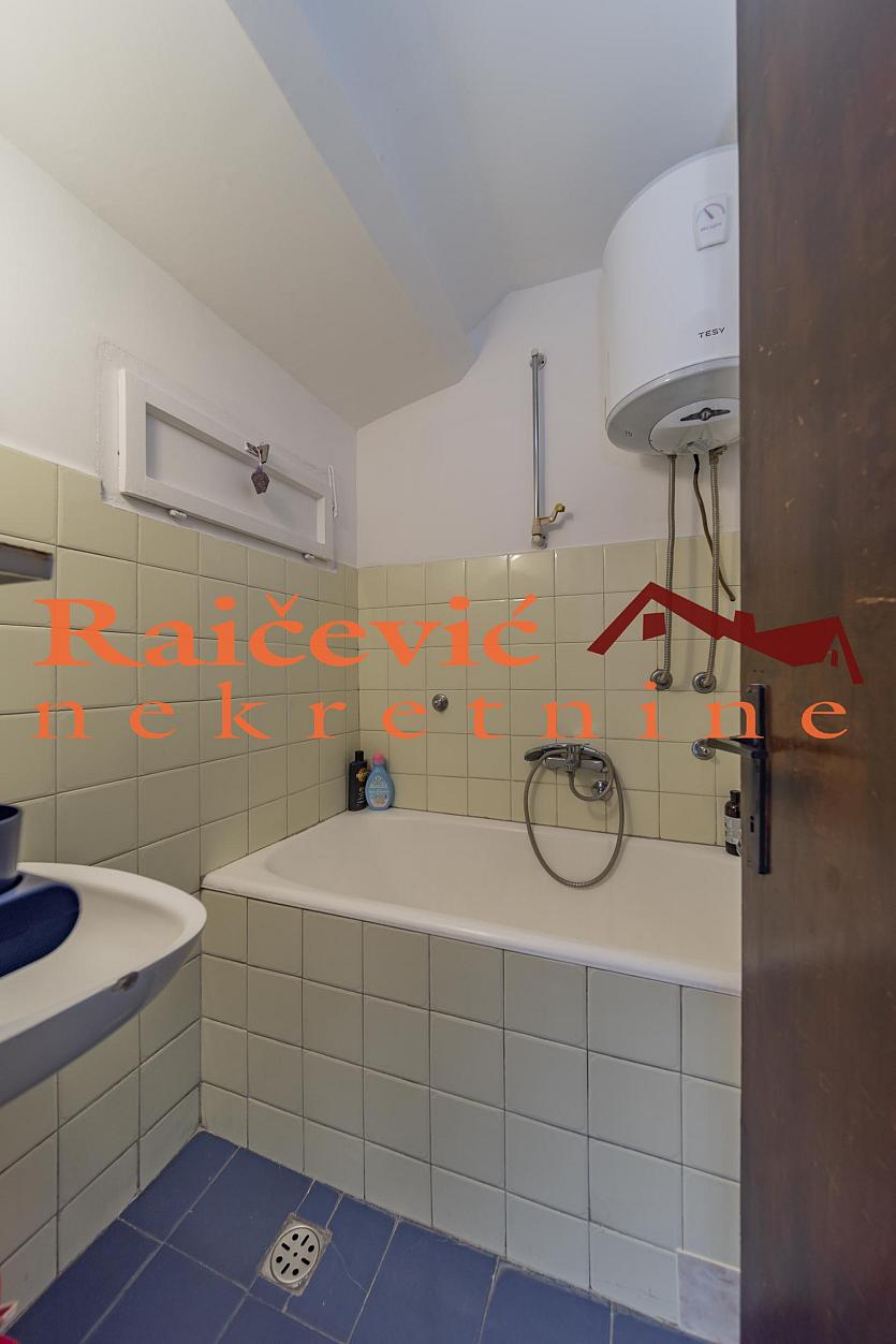 143350 Četvorosoban stan na prodaju, Centar, Beograd, 96m², 232.000 €