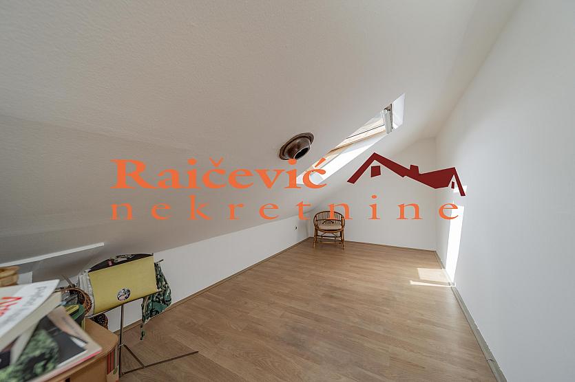 143353 Četvorosoban stan na prodaju, Centar, Beograd, 96m², 232.000 €