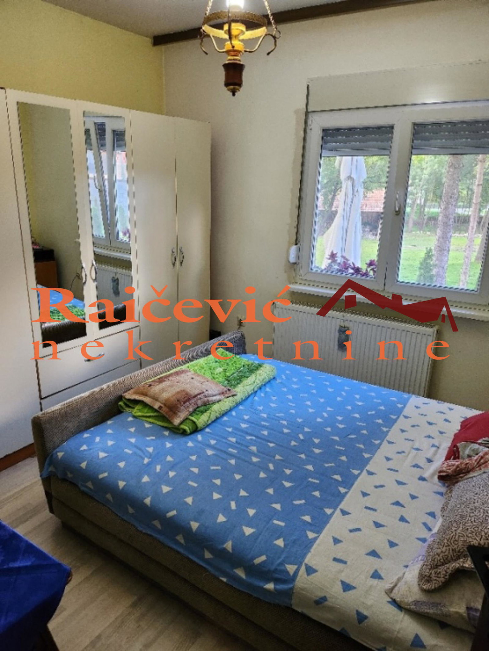 Kuća na prodaju, Ripanj, Beograd, 200m², 205.000 €
