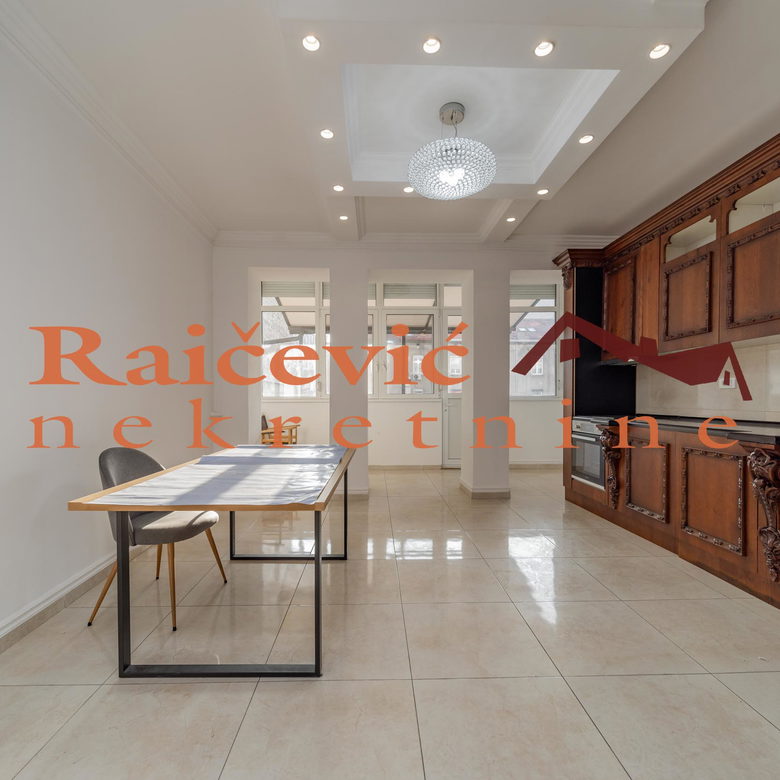 Trosoban stan za izdavanje, Cvetni Trg, Beograd, 102m², 1.000 €/mes