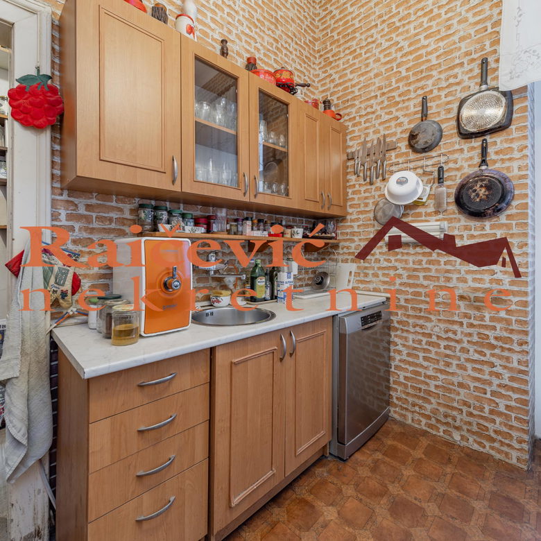 Stan Prodaja Beograd Centar (Čukarica) 83 m2