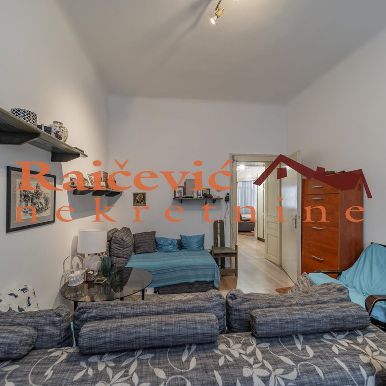 Trosoban stan na prodaju, Centar, Beograd, 83m², 280.000 €