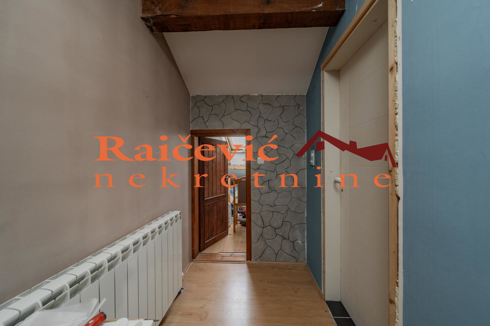 144980 Trosoban stan na prodaju, Petlovo Brdo, Beograd, 115m², 208.000 €