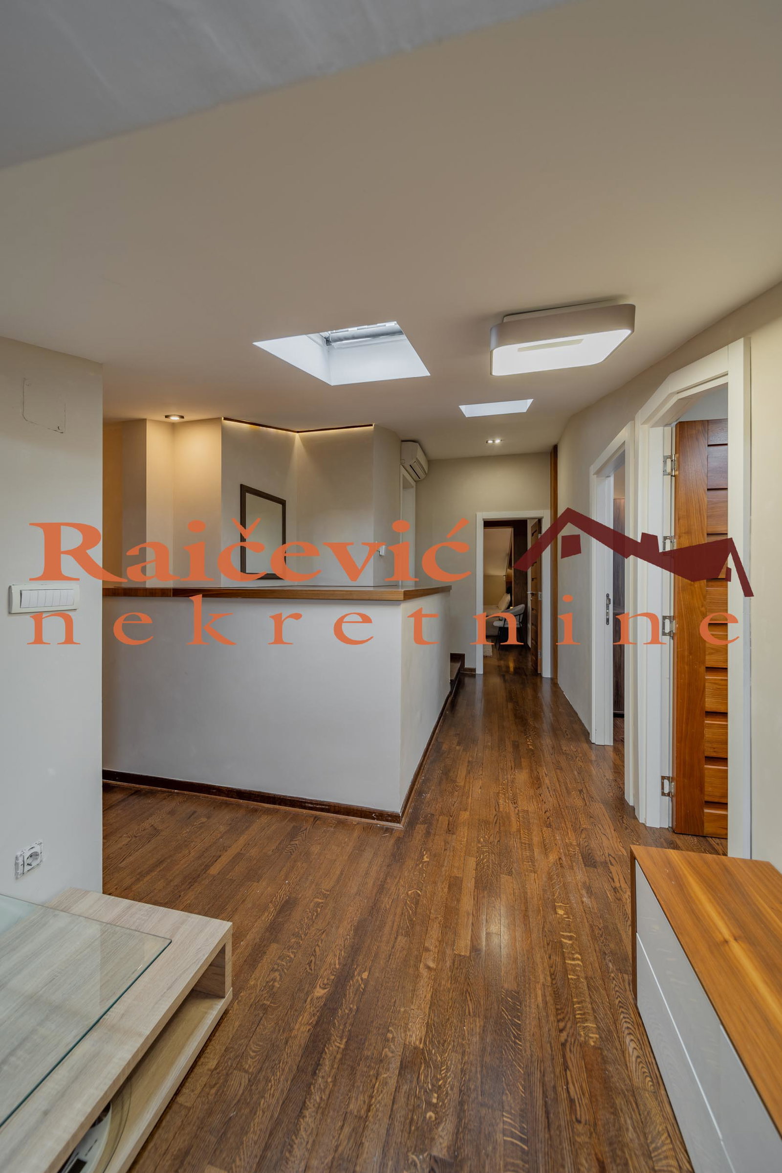 145011 Četvorosoban stan za izdavanje, Kalenić, Beograd, 120m², 2.500 €/mes