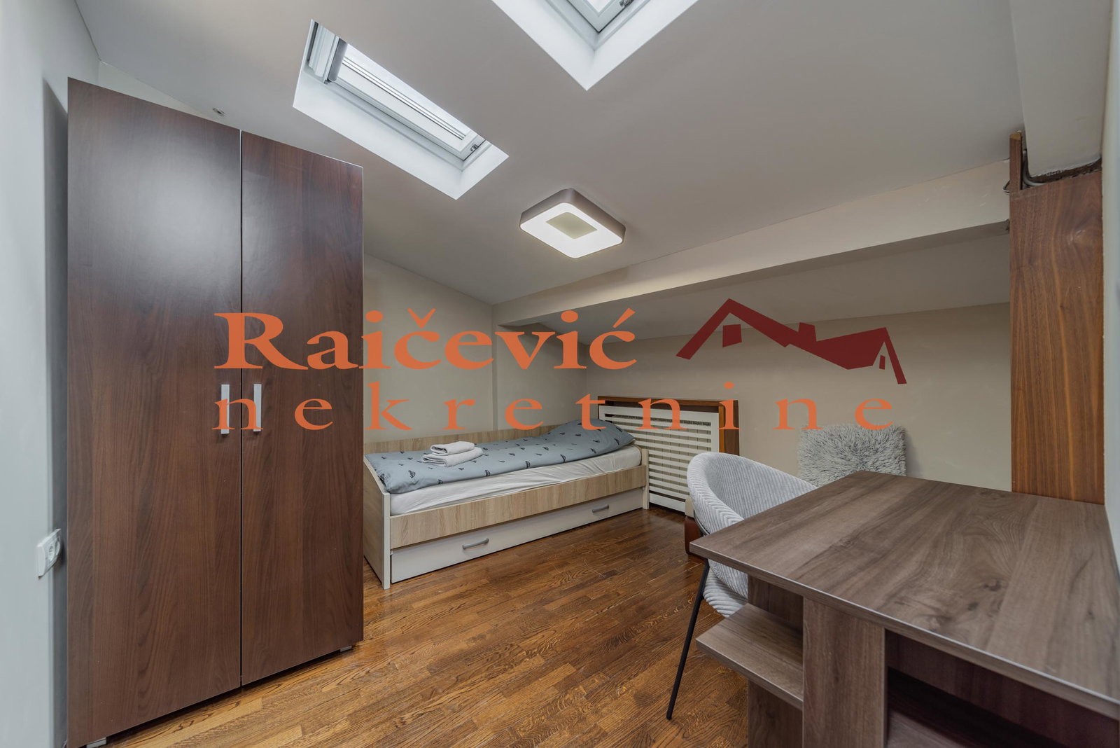 145013 Četvorosoban stan za izdavanje, Kalenić, Beograd, 120m², 2.500 €/mes