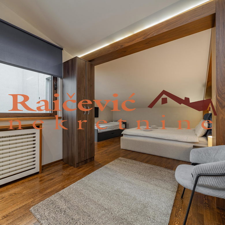 Četvorosoban stan za izdavanje, Kalenić, Beograd, 120m², 2.500 €/mes