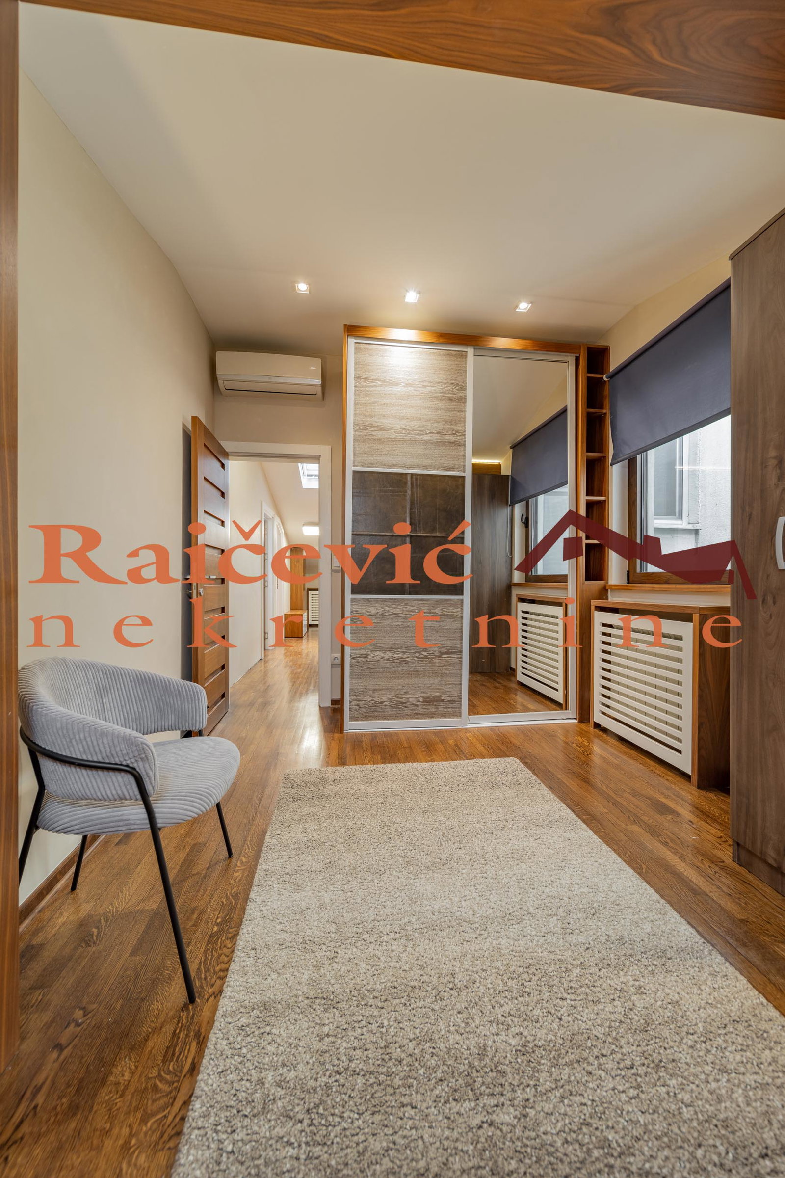 145018 Četvorosoban stan za izdavanje, Kalenić, Beograd, 120m², 2.500 €/mes