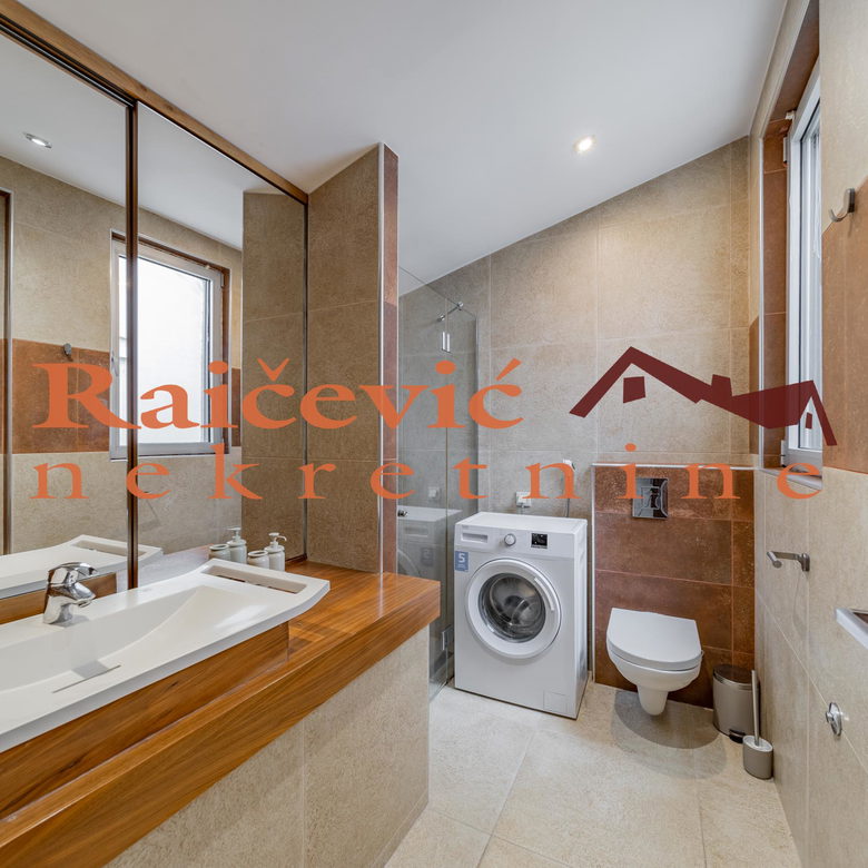 Četvorosoban stan za izdavanje, Kalenić, Beograd, 120m², 2.500 €/mes